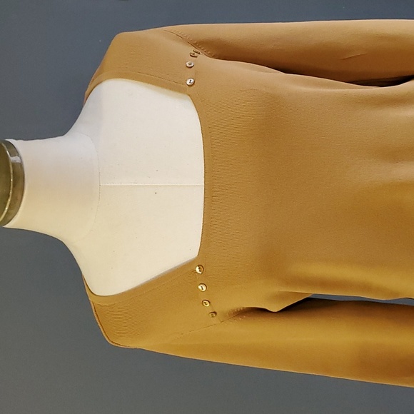 Due per Due collection mustard yellow sweater size L - Picture 2 of 13